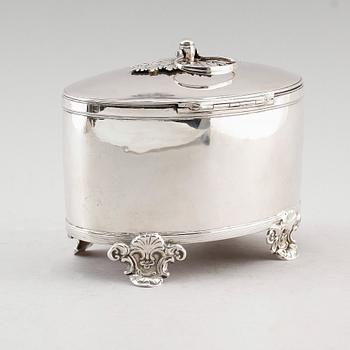 SOCKERSKRIN, silver, Åkerman, Stockholm 1820. Vikt ca 544 gram.