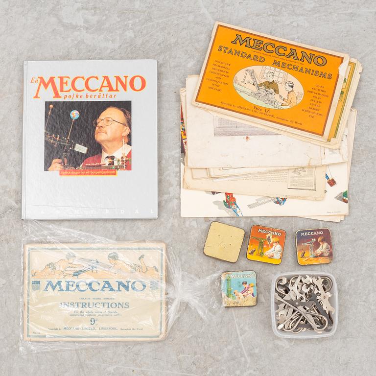 Meccano, locomotive and excavator.