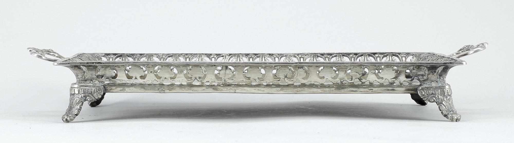 BRICKA, silver, Brasilien, 1940-tal. Vikt ca 1220 gram.