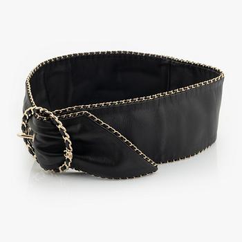 Chanel, skärp.