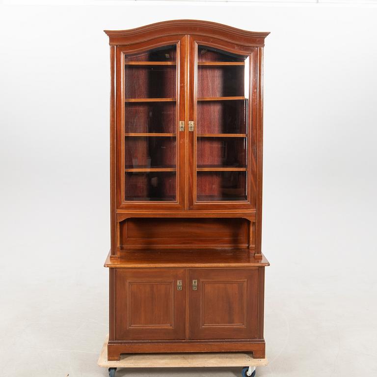 Bookcase/Display cabinet Mobilia Malmö, early 20th century.