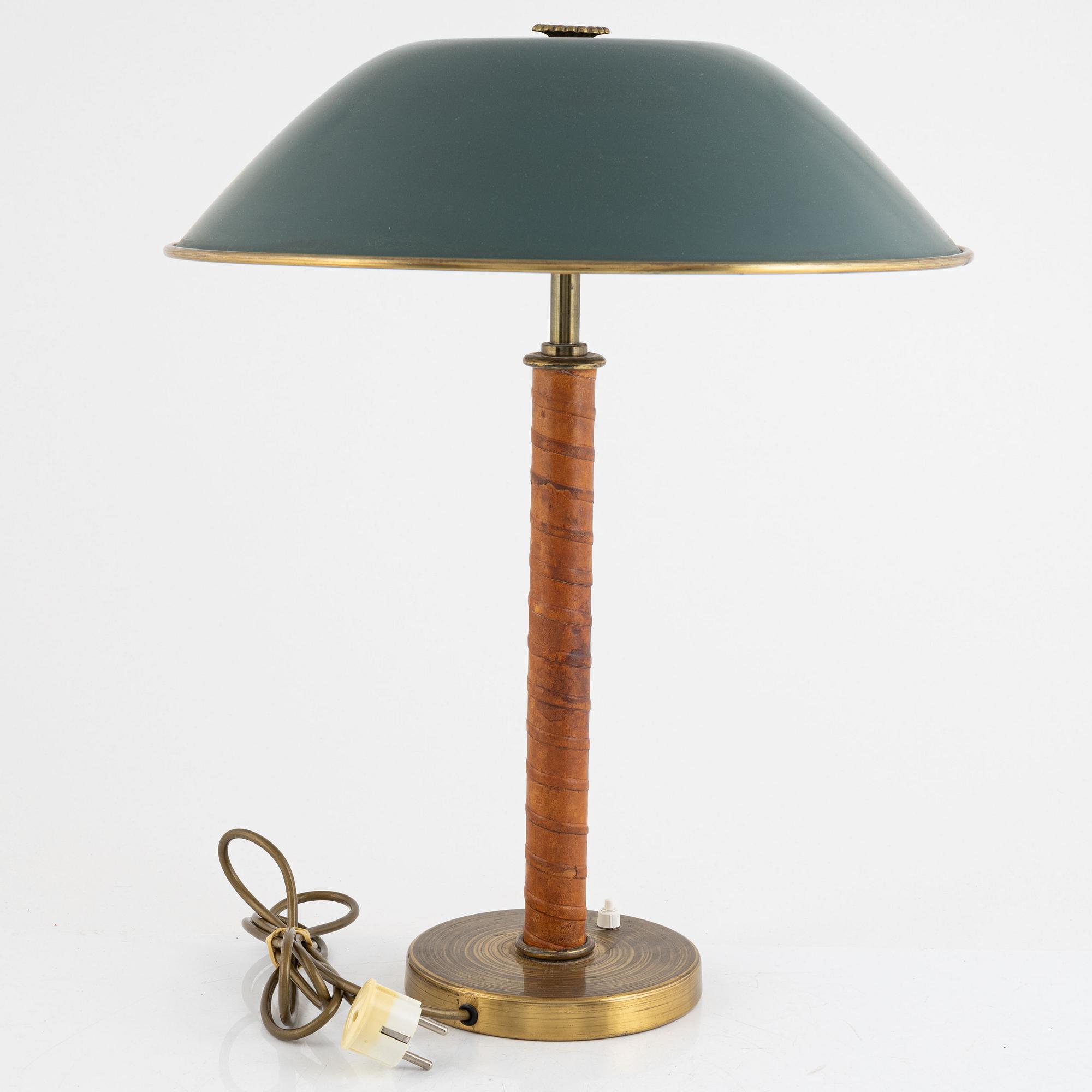Bertil Brisborg, a model '30595' table lamp, Nordiska Kompaniet, 1940's.
