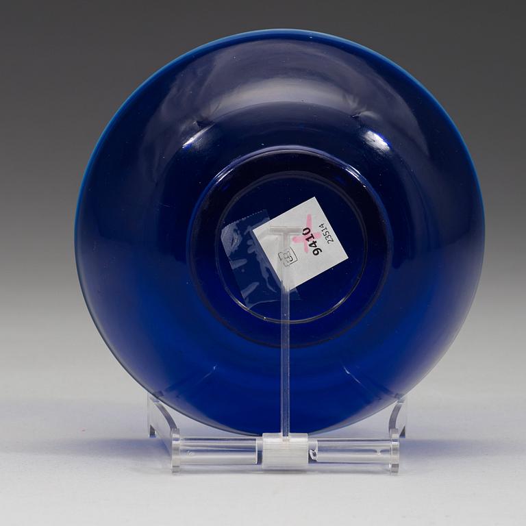 A blue glass Peking glass bowl, Qing dynasty (1644-1912).