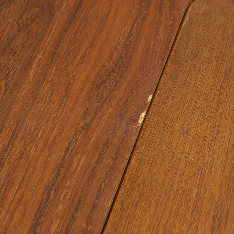 Matbord, 1900-talets mitt.