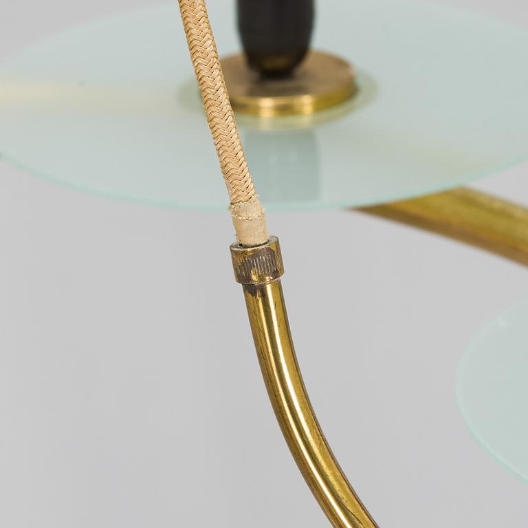 Paavo Tynell, taklampa, modell 6385/6 för Taito. Beställningsarbete 1938.