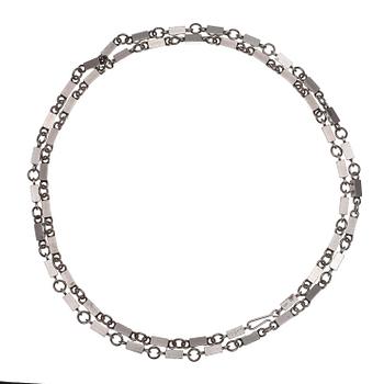 632. A Wiwen Nilsson sterling necklace, Lund 1952.