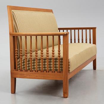 Otto Schulz, sofa, master carpenter Carl Thorsson, Gothenburg 1912.