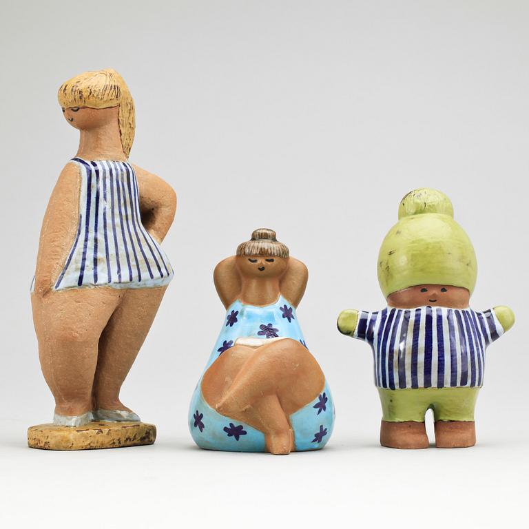 PARTI FIGURINER, 3 st, stengods, Lisa Larson, Gustavsberg, 1900-talets andra hälft.
