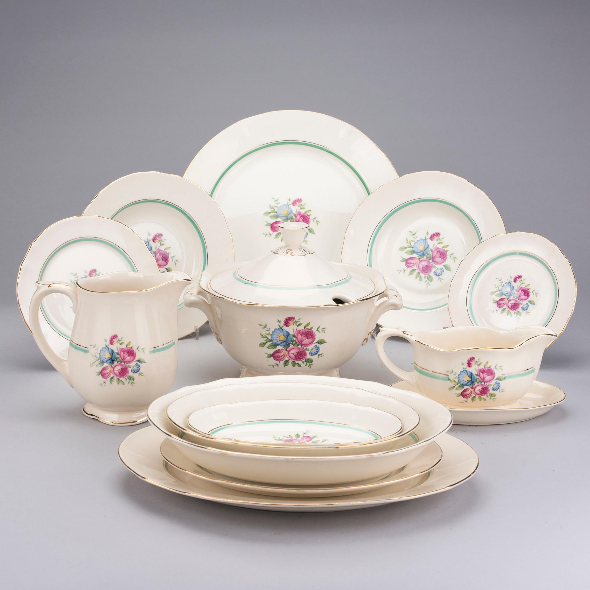 SERVIS, 33 delar, porslin, "Tellervo" Arabia, i produktion 1949-1958.