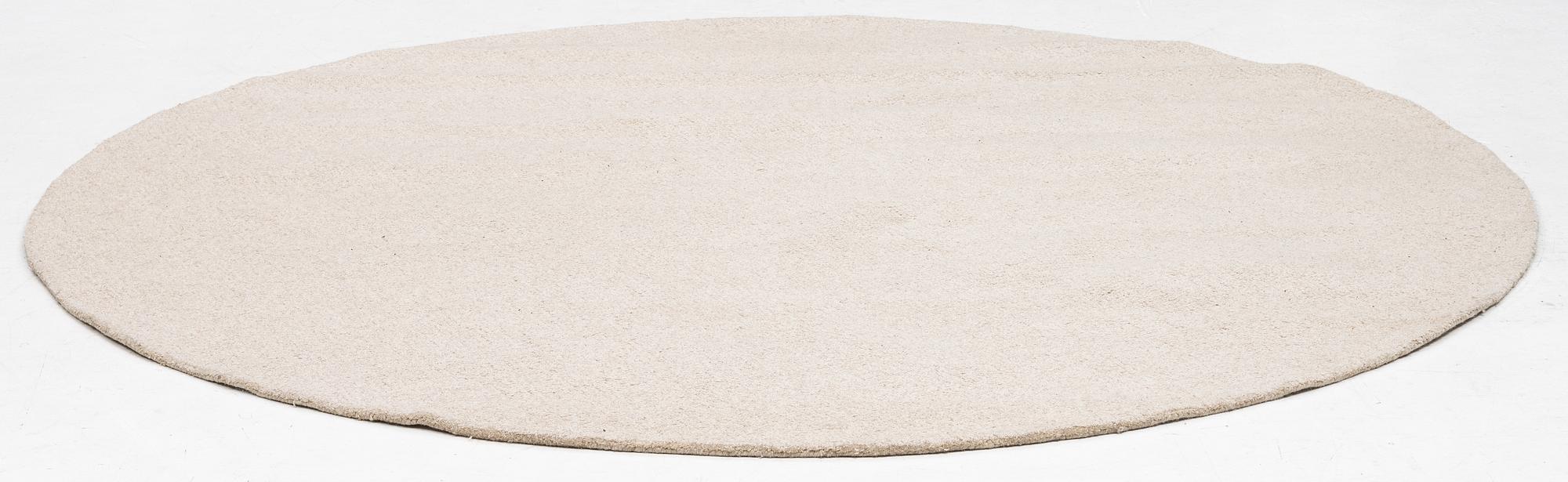 Matta, Bolia, diameter ca 245 cm.