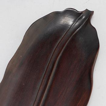 A leaf shaped wooden tray, presumably late Qing dynasty.