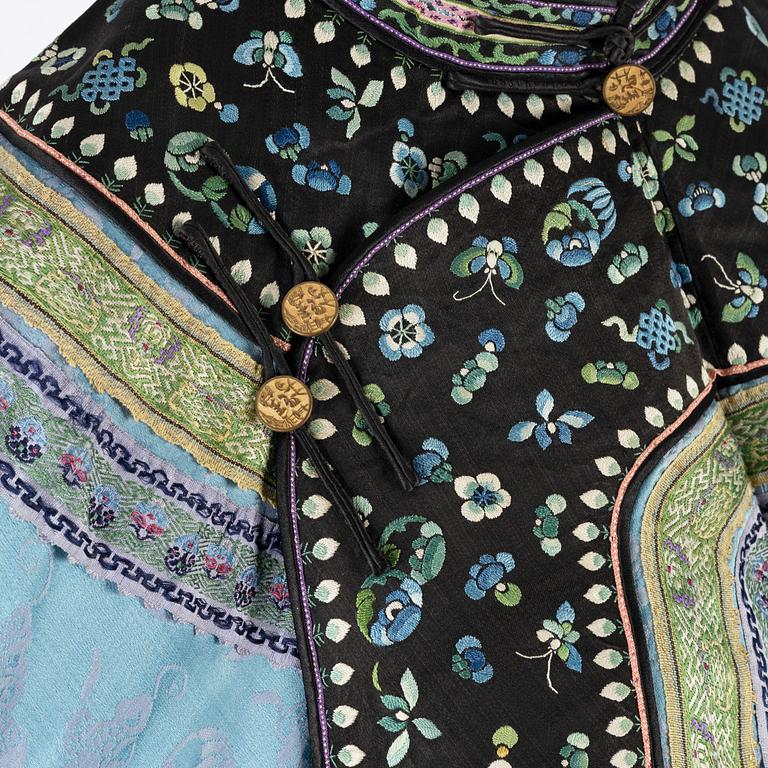 A Chinese silk robe, early 20th Century.