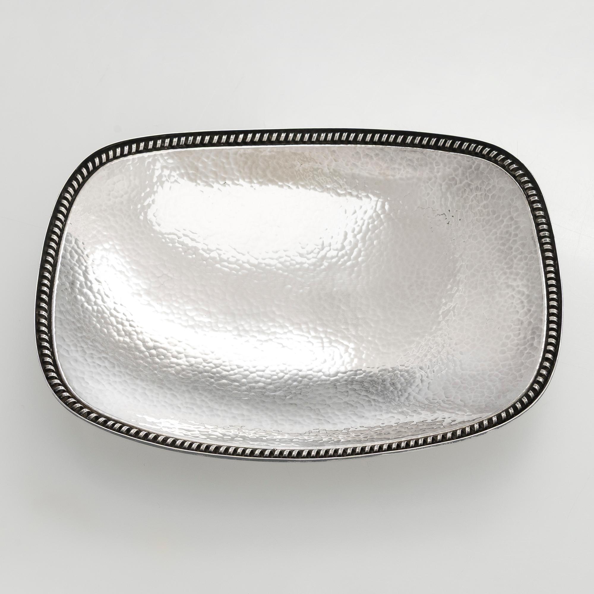 Väinö Hamara, A silver bowl, Helsinki 1965.