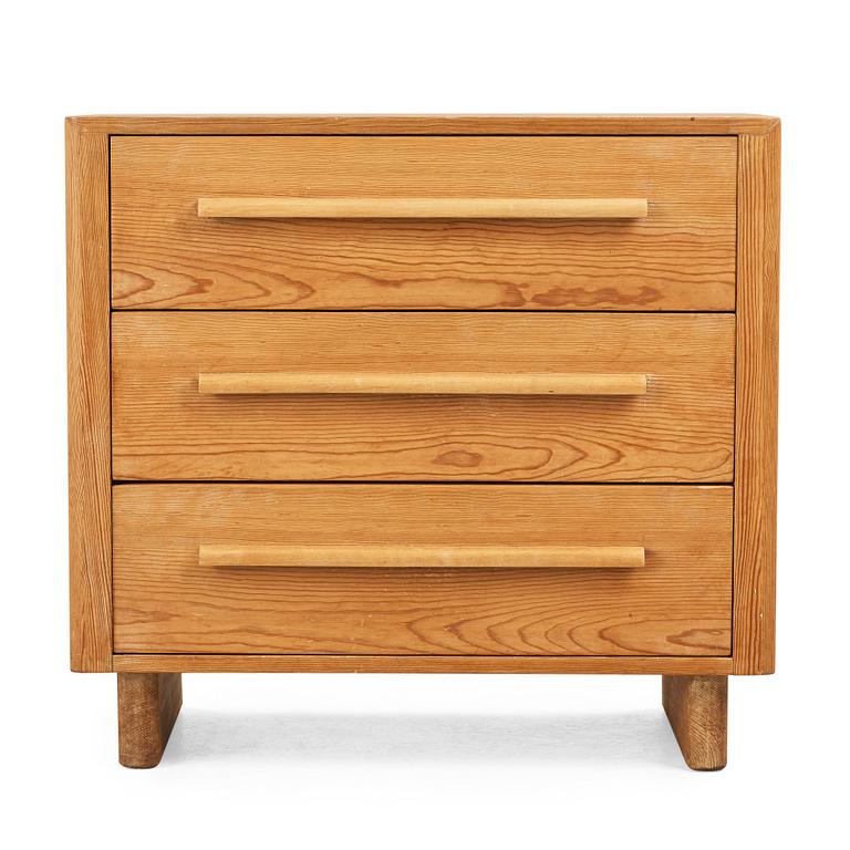 Axel Einar Hjorth, A modernist pine chest of drawers, attributed to Axel Einar Hjorth, probably 'Sport', Nordiska Kompaniet, Sweden 1930's.