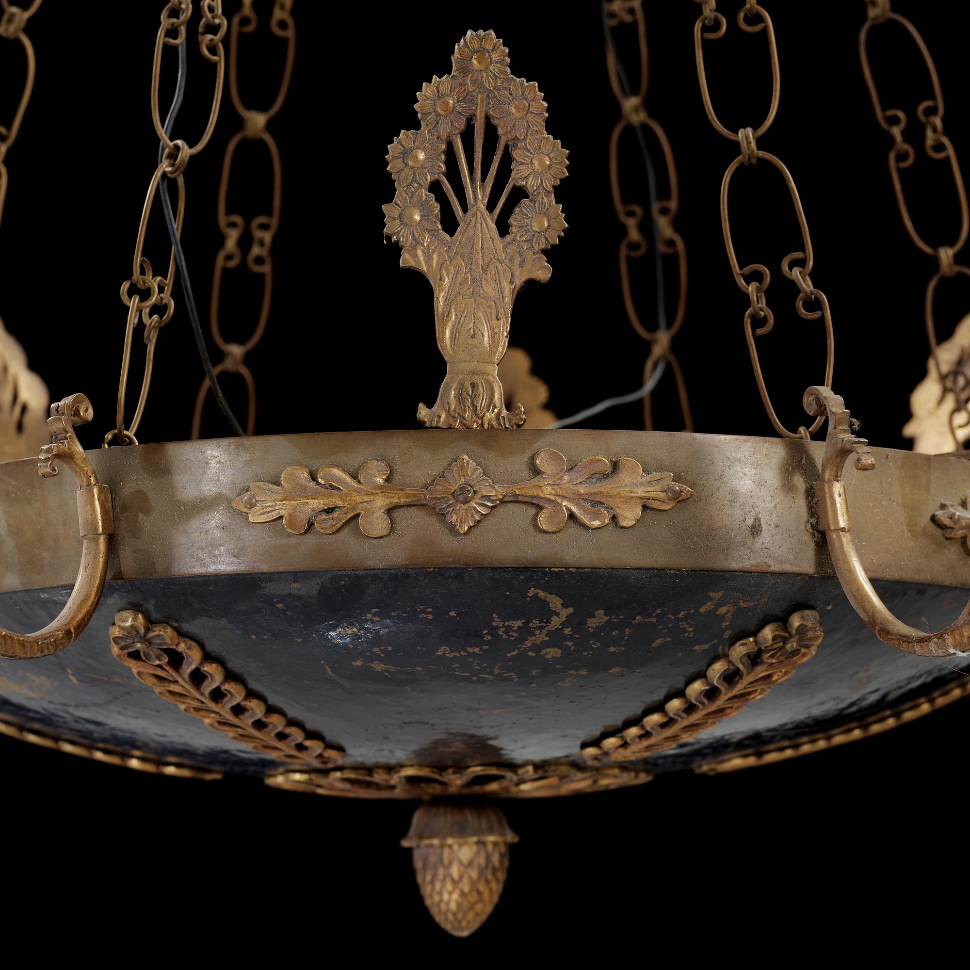 TAKAMPEL, empirestil, 1900-tal. Höjd ca 80 cm.
