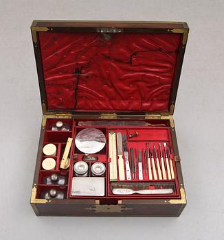 SKRIV/TOALETTSCHATULL, England, 1800-talets andra hälft.