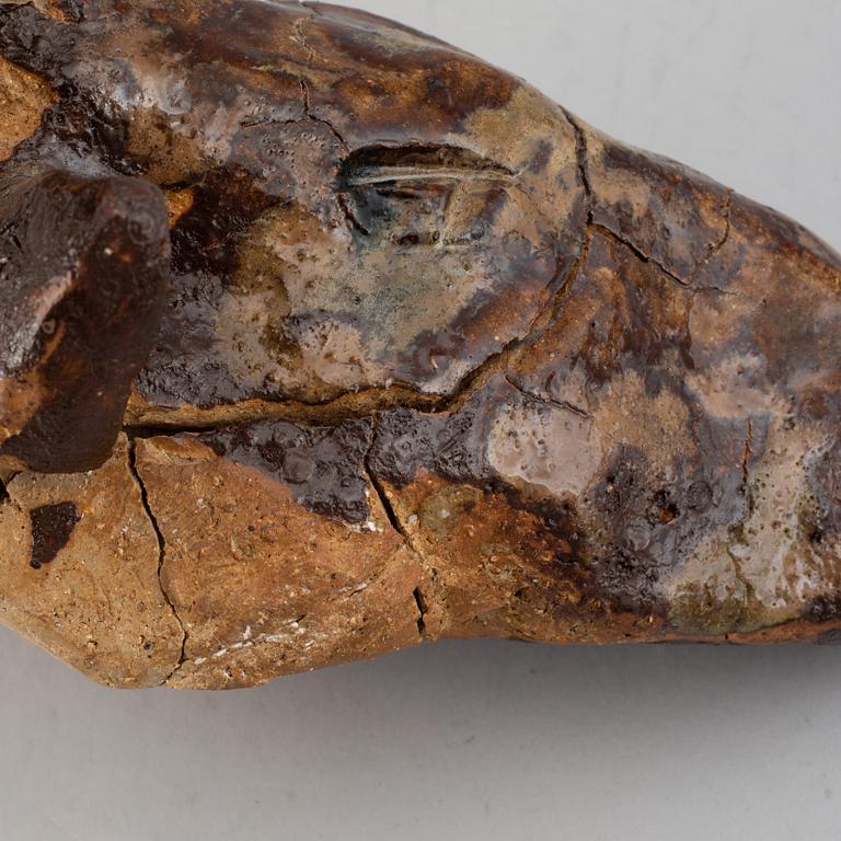 Henrik Allert, skulptur, stengods, delvis glaserad, signerad.