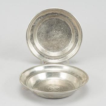 5 fat, bl.a. Jonas Thoreson Törngren, Göteborg, 1772, samt 3 stop , tenn, 1800-tal.