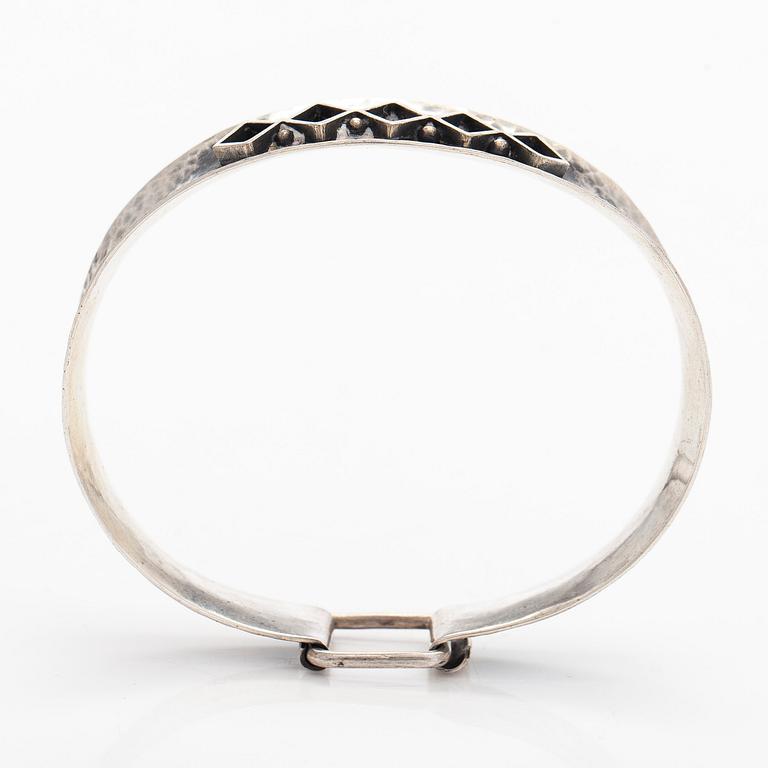Väinö Hamara, bracelet, silver, Helsinki, 1965.