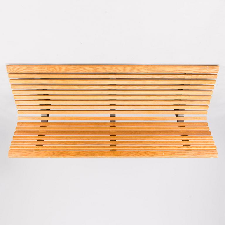 OLLE ANDERSON, VÄGGHÄNGD BÄNK / SOFFA, Nola, 2000-tal.