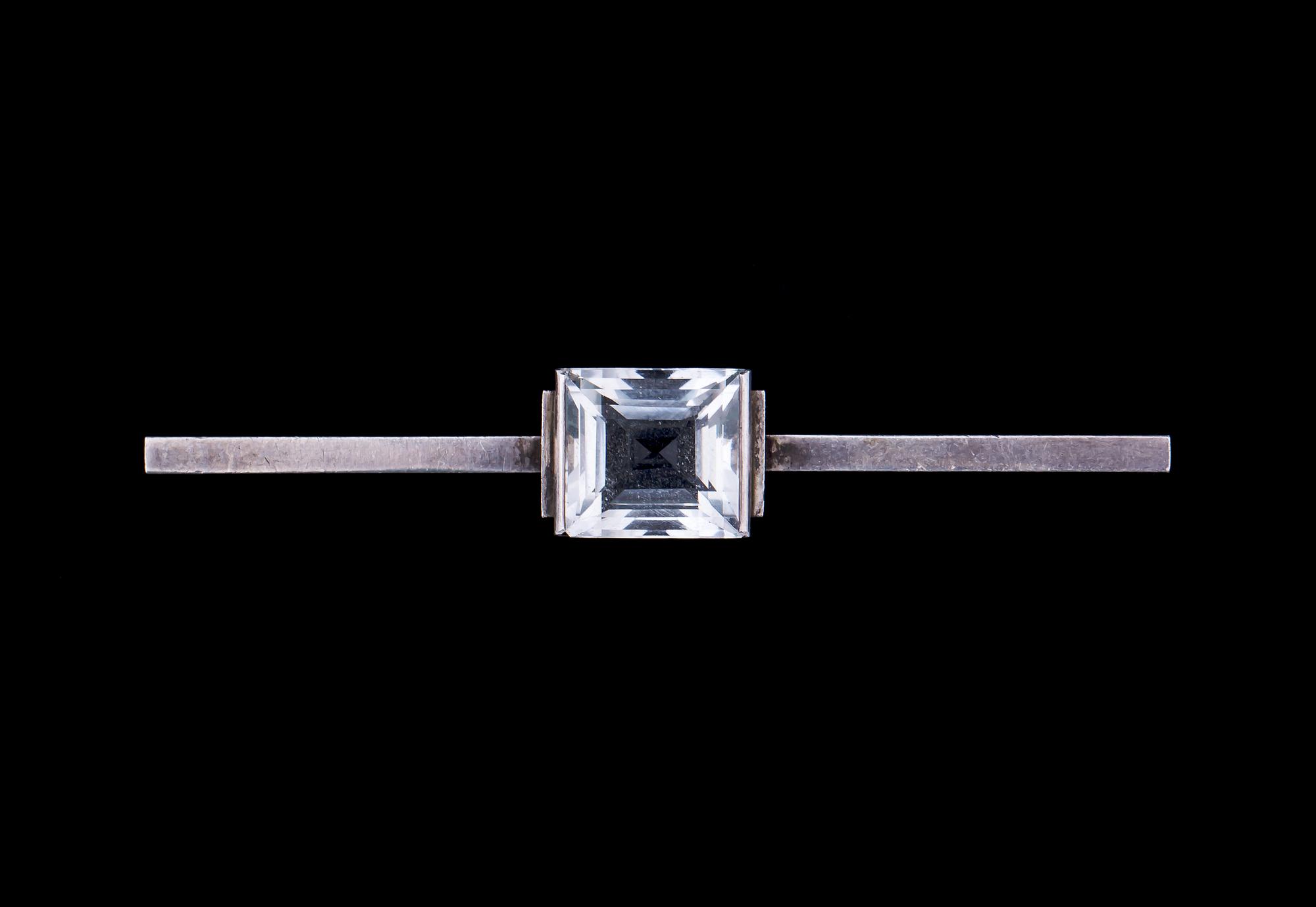 BROSCH, W Nilsson silver.