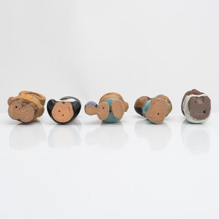 Lisa Larson, figuriner, 5 st, stengods, Gustavsberg. Signerade i godset.
