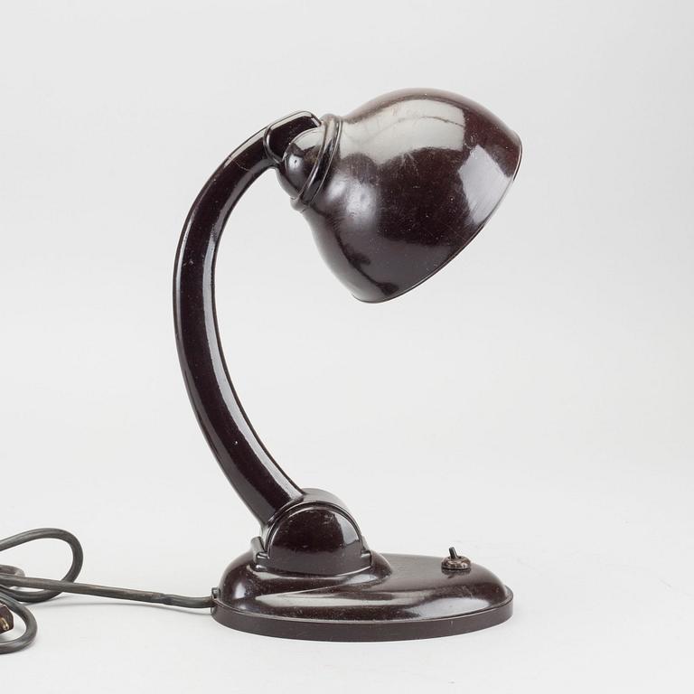 A 1930's bakelite table lamp.