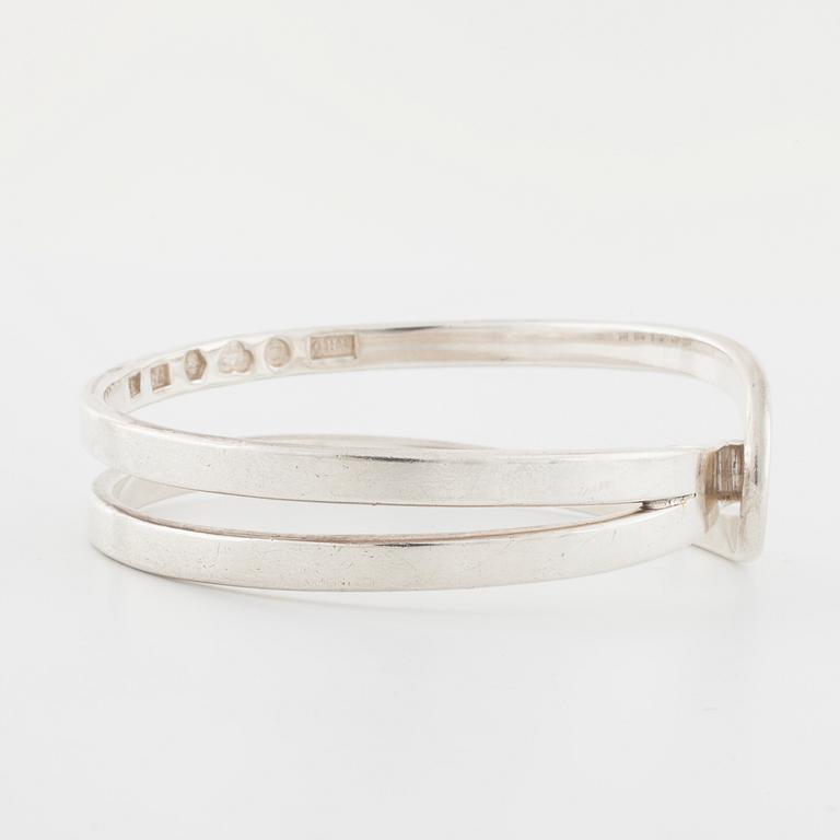 ANDERS HÖGBERG, Göteborg, 1971, a bangle.