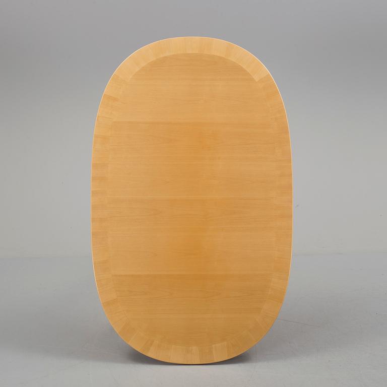 A 'Ovalen' table by Carl Malmsten, Åfors.