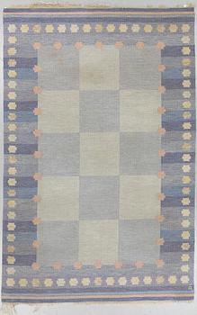 Anna-Johanna Ångström, matta, rölakan, signerad Å, ca 298 x 194 cm.