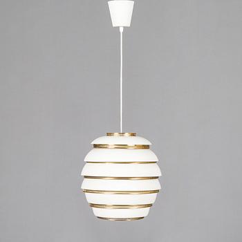 Alvar Aalto, a pendant lamp A332, 'Beehive' for Valaistustyö.