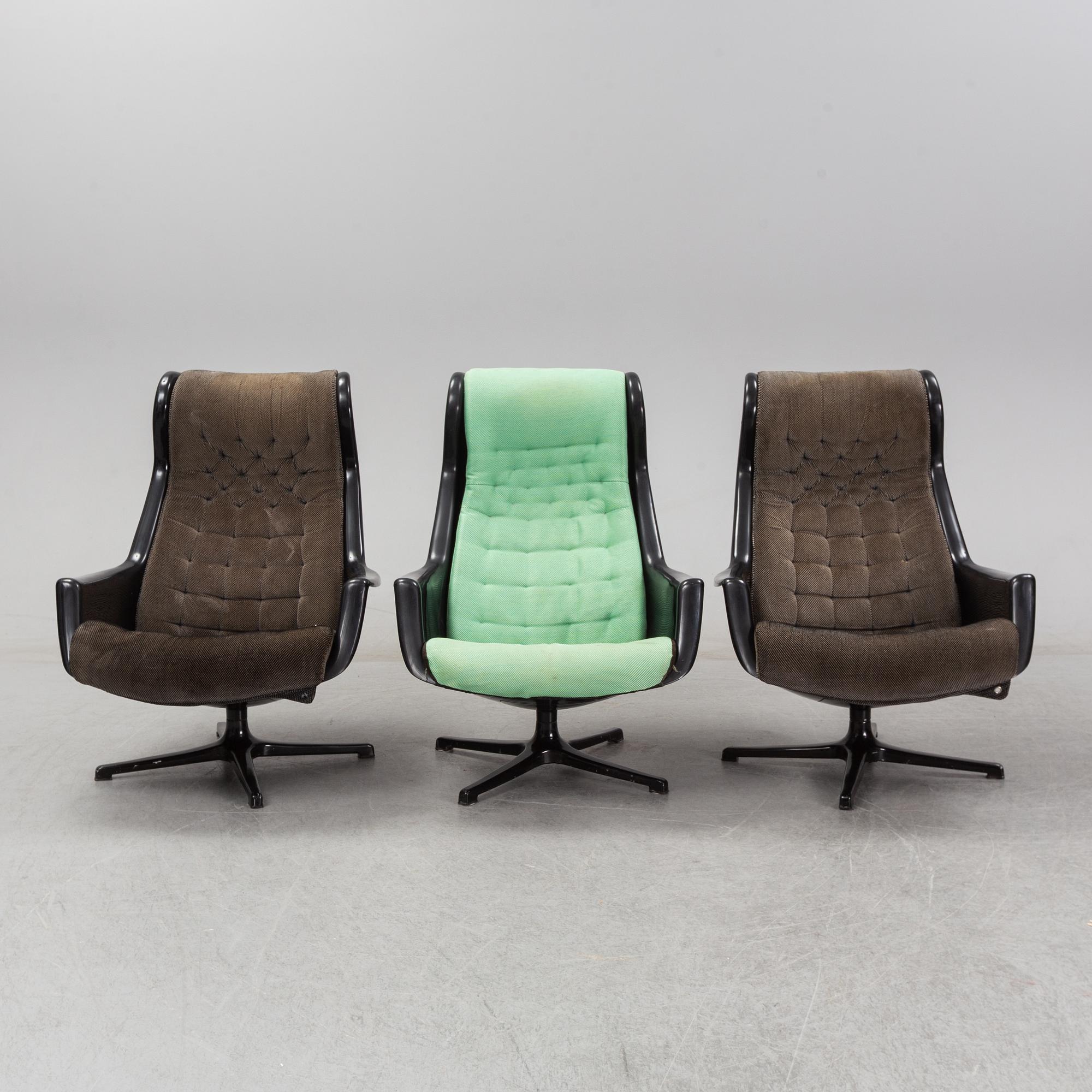 Alf Svensson & Yngve Sandström, a set of three 'Galaxy' easychairs for Dux.