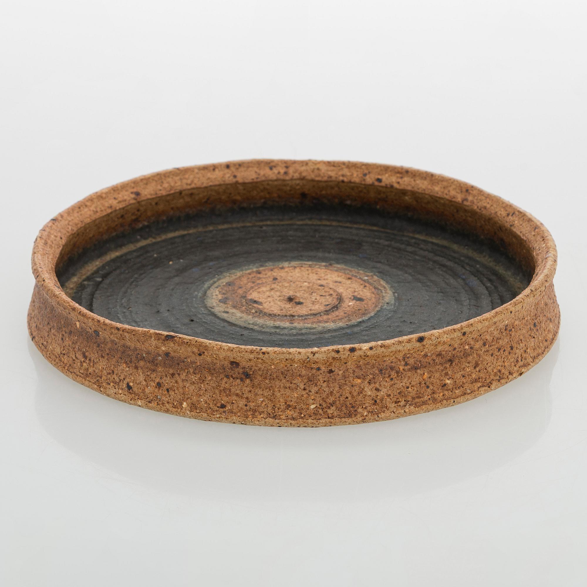 Raija Tuumi, fat, chamotterat stengods, signerad ARABIA RT.