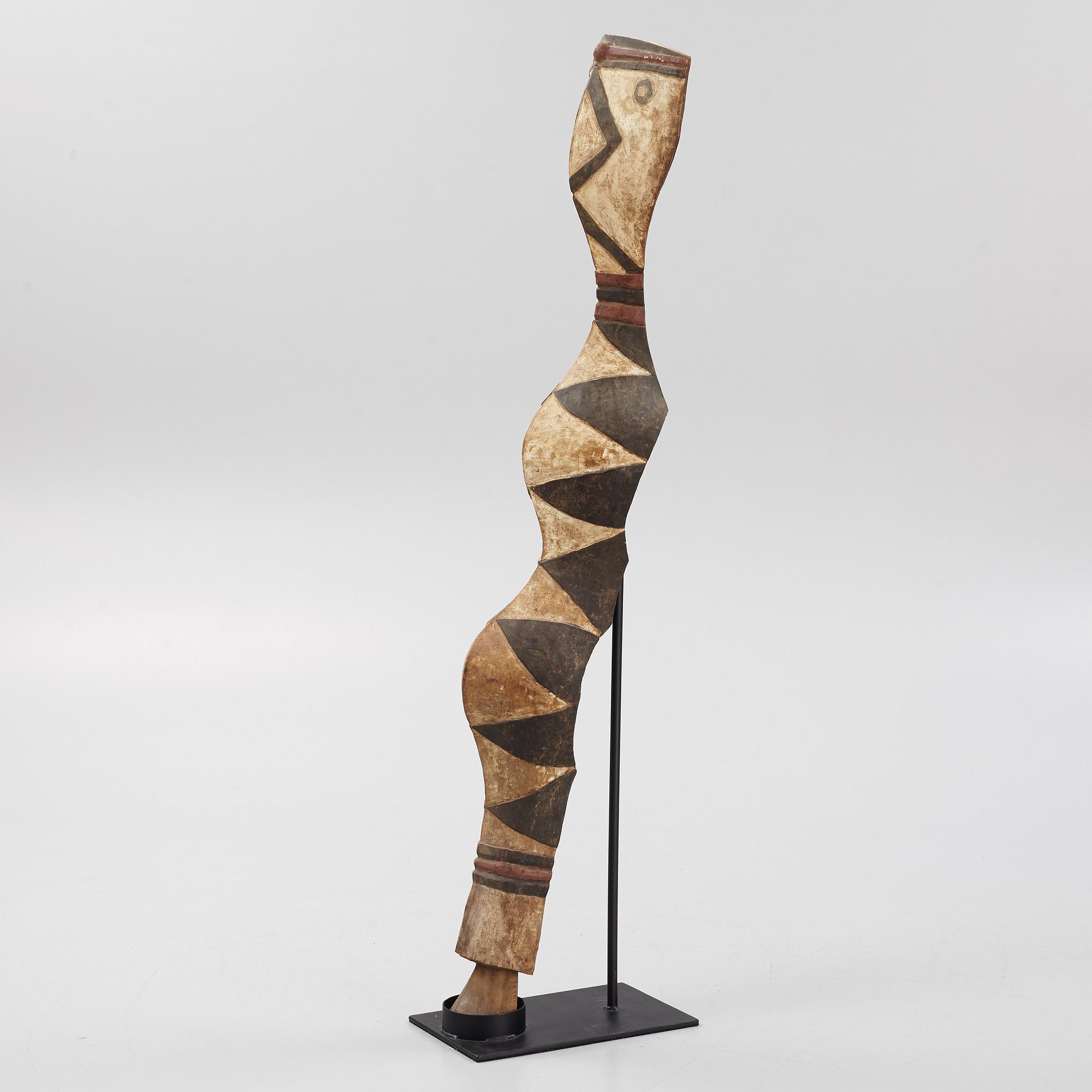 A sculpture, "a-Mantsho-ña-Tshol", reportedly from Baga, Senegal, from the second half of the 20:th century.