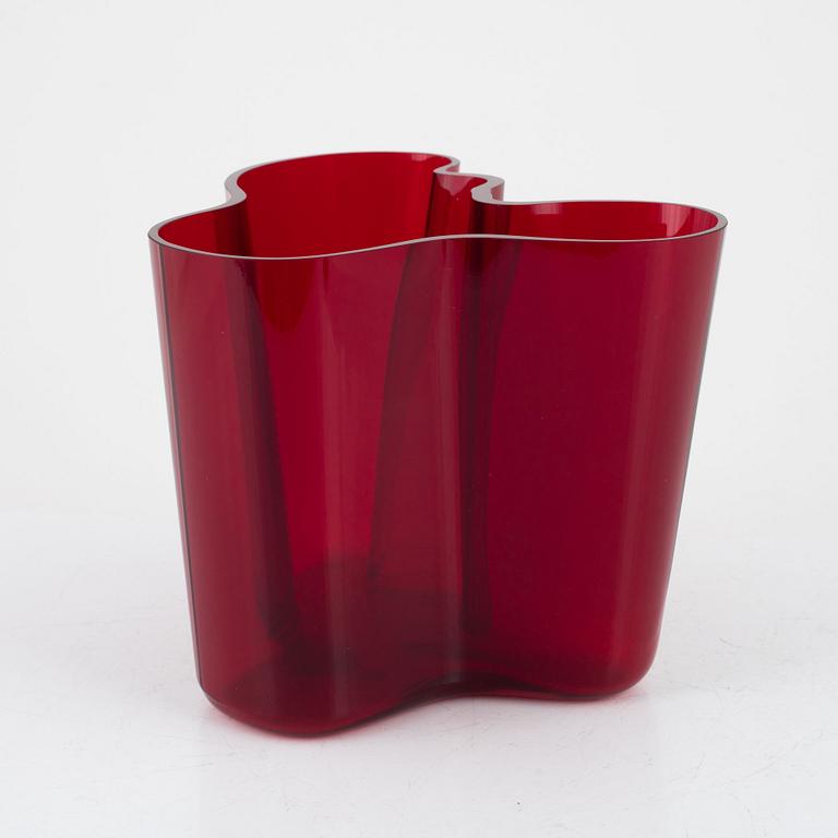 Alvar Aalto, vas, "Savoy", Iittala, Finland, 1990.