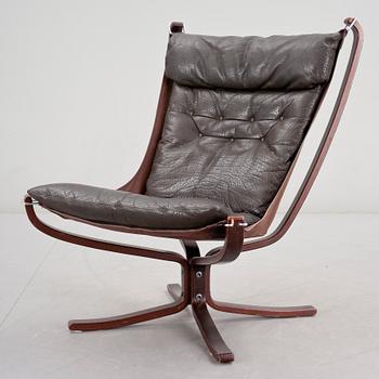 FÅTÖLJ, Sigurd Resell, för Vatne Lenestolfabrik, Norge, 1900-talets fjärde kvartal.