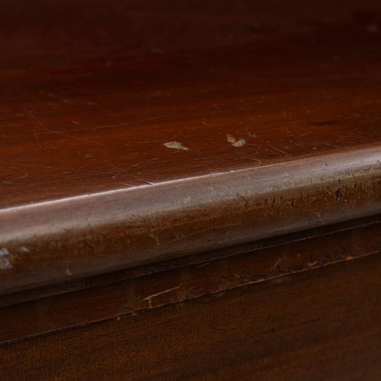 Skänk, tidigt 1900-tal.