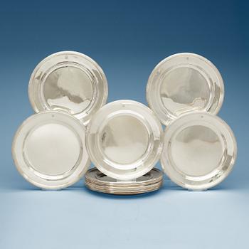 922. A Set of 13 Swedish 19th century silver plates, makers marks of  Gustaf Folker, Sthlm 1818-34, Christian Hammer, Sthlm.
