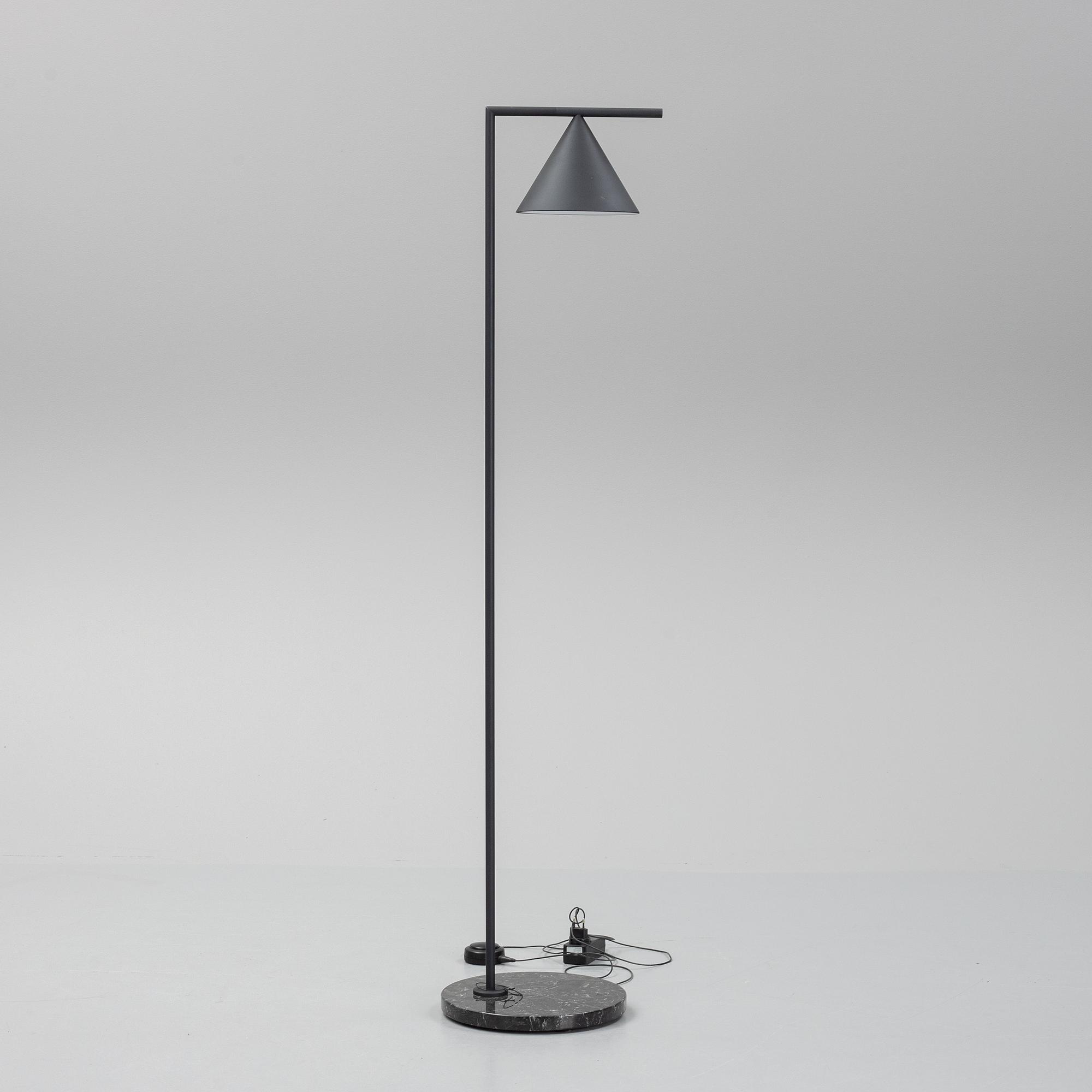Michael Anastassiades, a 'Captain Flint' floor ight, Flos, Italy.