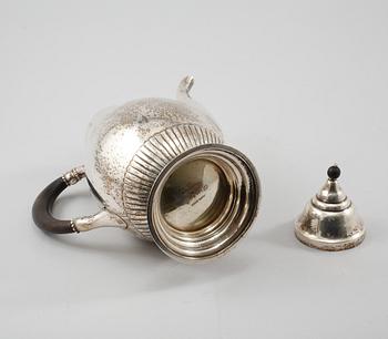 KAFFEKANNA, silver, Georg Jensen, Köpenhamn, tidigt  1900-tal, vikt 425 gram.