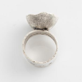 Bernd Janusch, ring, silver.