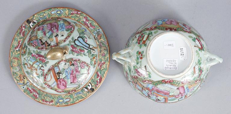 SKÅL MED LOCK, porslin, Kanton 1800-tal.