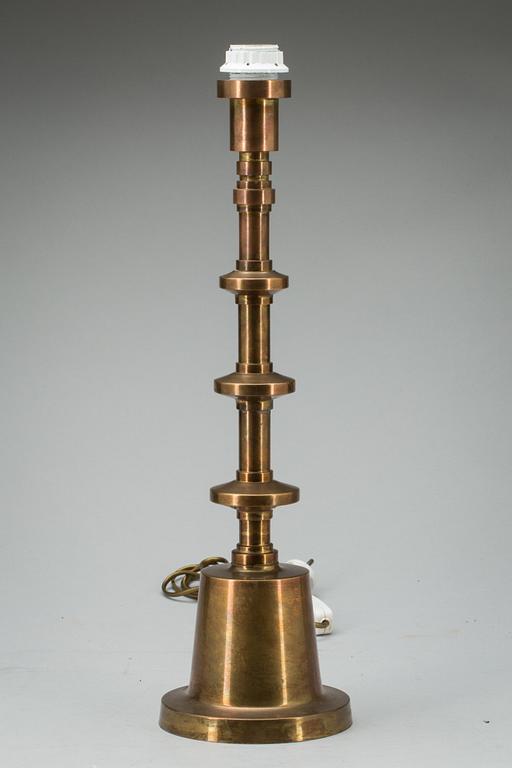 BORDSLAMPA, mässing, 1900-talets andra hälft.