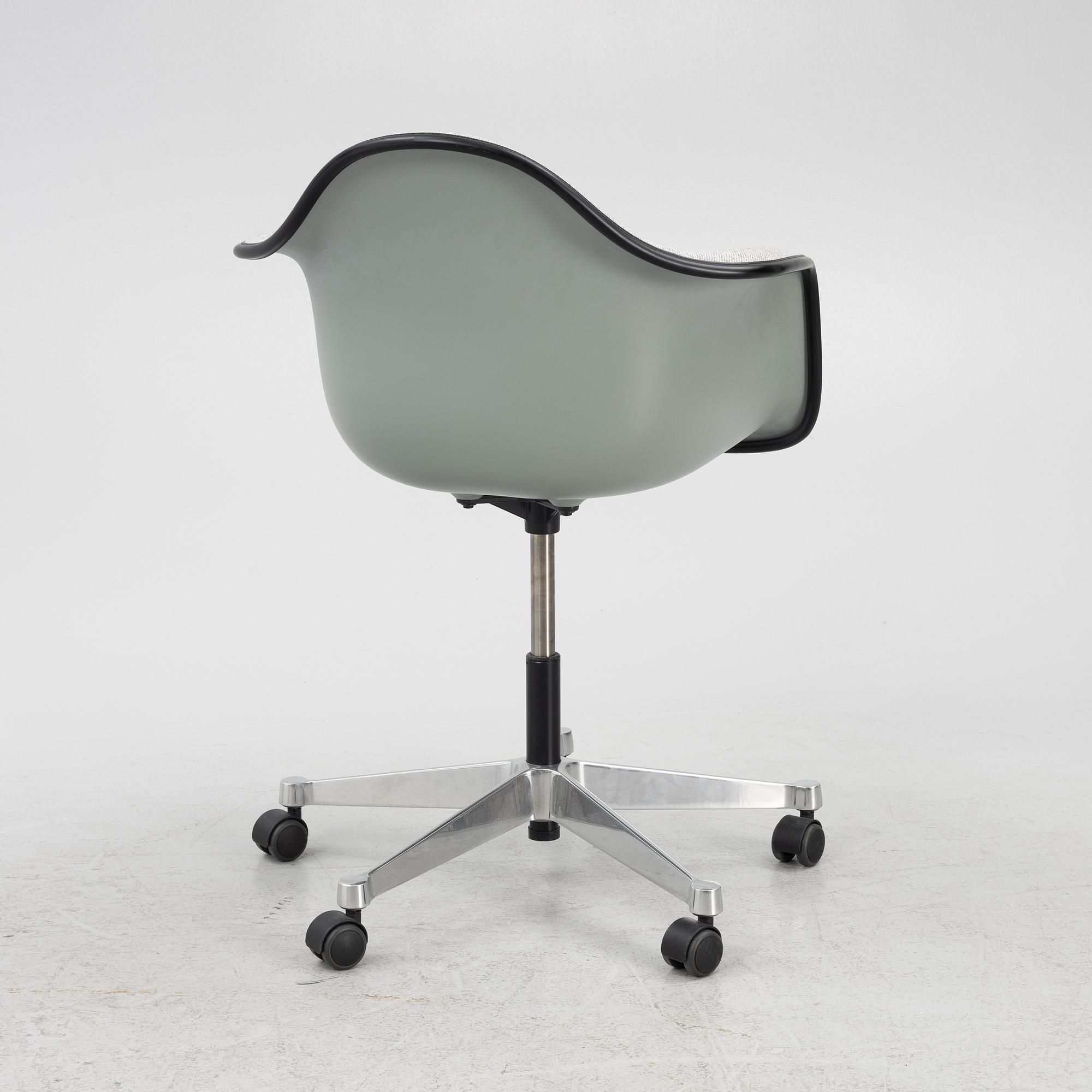 Charles & Ray Eames, office chair, "DAR", Vitra.