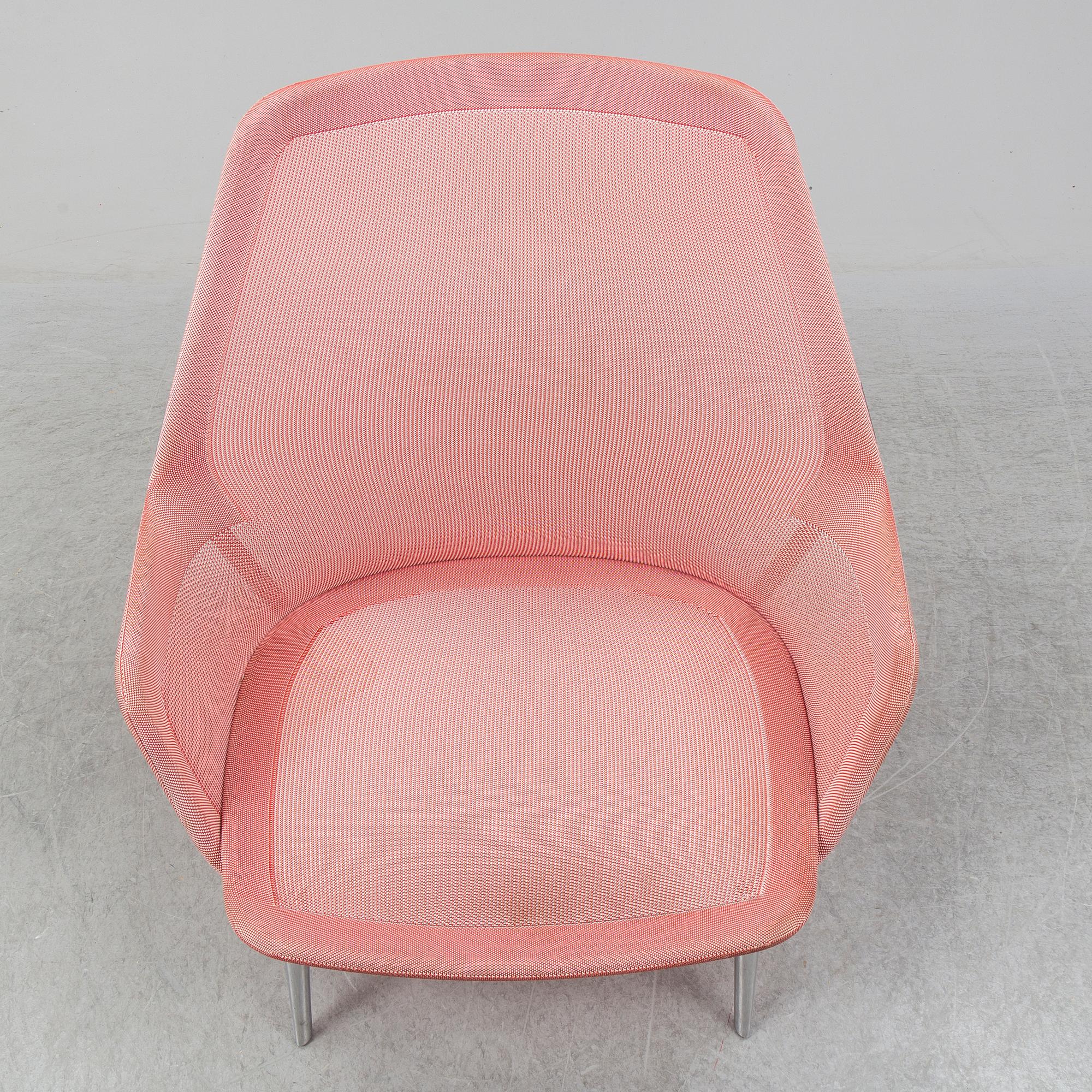 Slow Chair by Ronan & Erwan Bouroullec for Vitra. Design year 2006.