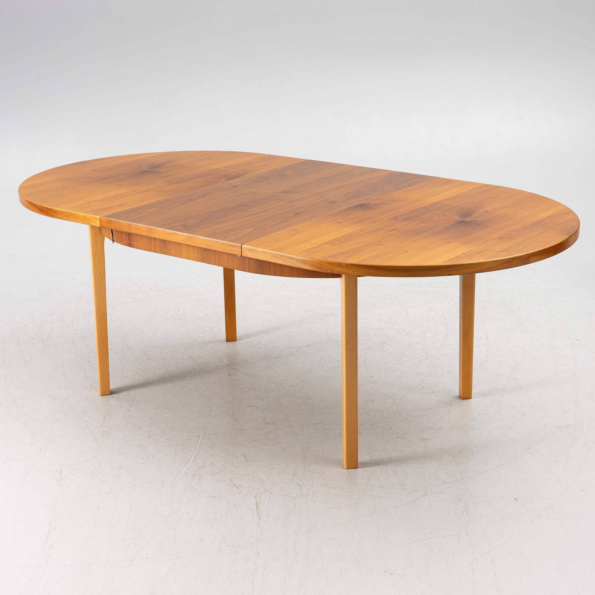 Dining table, walnut, 1960s.