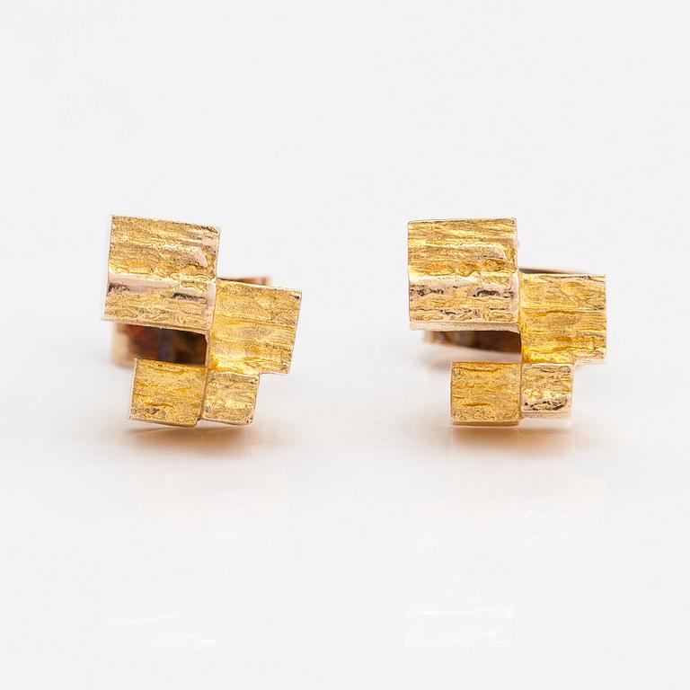 Björn Weckström, a pair of 14K gold earrings 'Gold tower' for Lapponia.