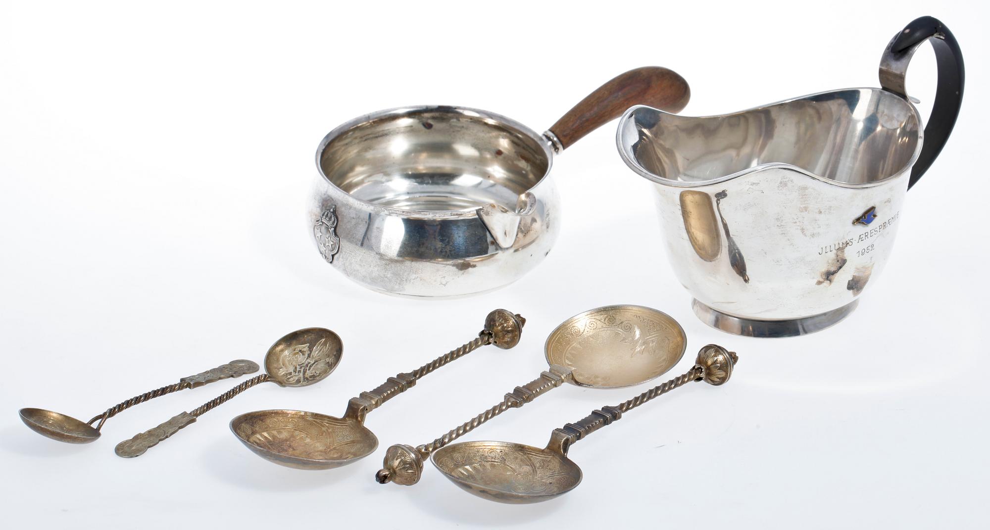 SÅSKÅLAR 2 st SAMT SKEDAR 5 st, silver, bla CC Hermann. Danmark 1900-tal.