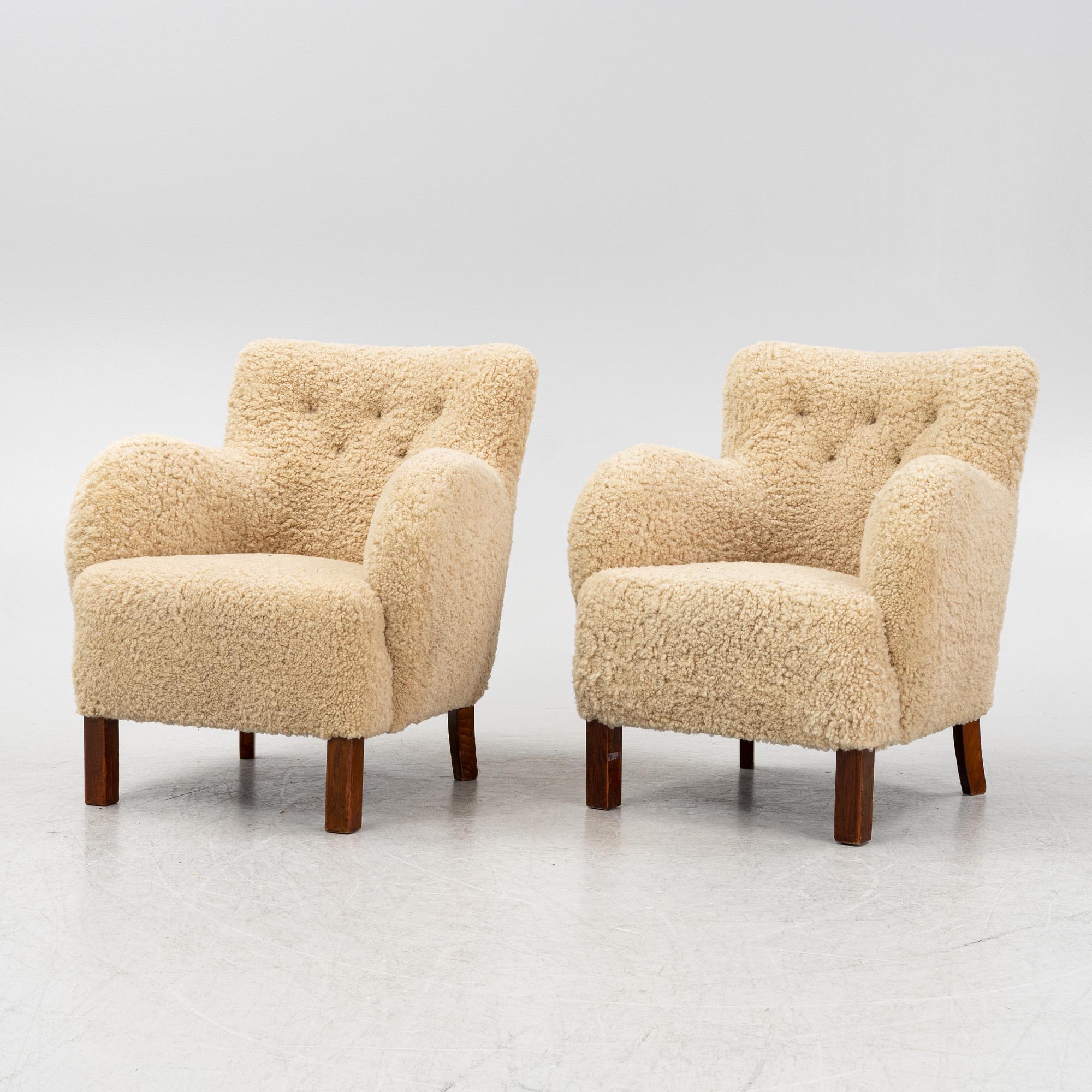 A pair of Danish Modern armchairs, 1940's/50's.