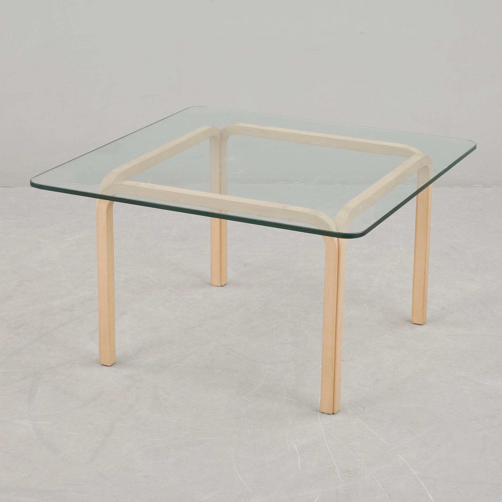 SOFFBORD, Alvar Aalto, Artek, 1900-talets andra hälft.